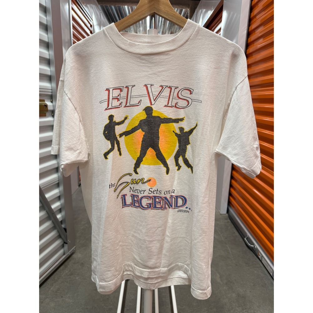 Vintage 1987 Elvis Presley XL Sun Never Sets on a Legend T-Shirt Screen Stars